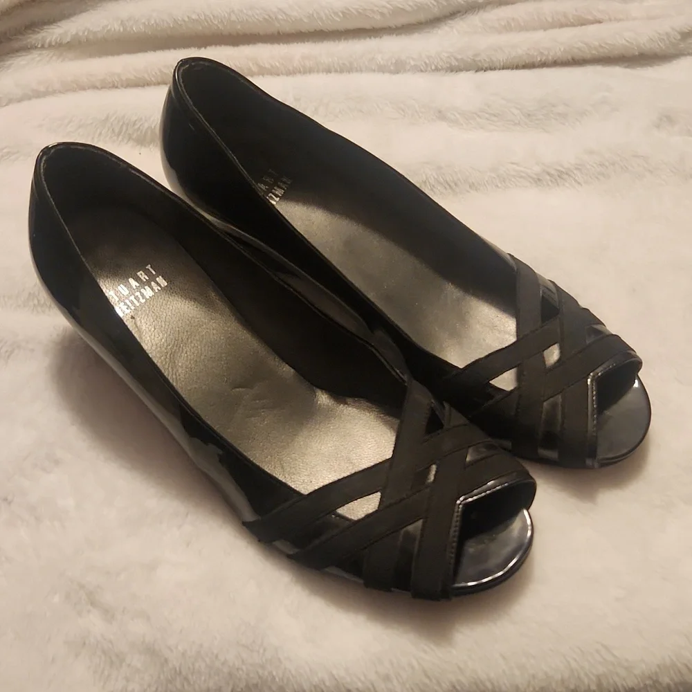 Stewart weitzman flats with small wedge black with crossed toe peep detail 6m‎